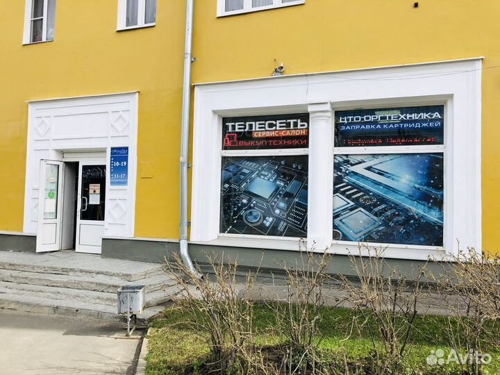 Защитные стёкла iPhone/Samsung/Honor/Xiaomi