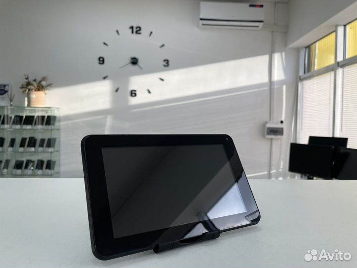 Планшет Supra M741