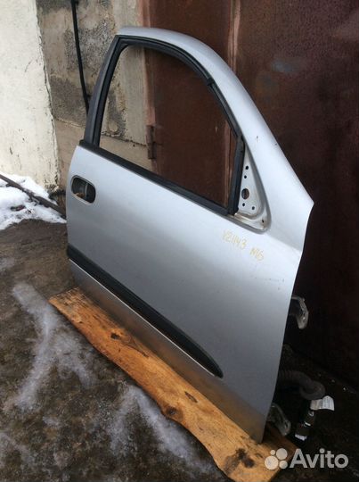 Дверь передняя правая Nissan Almera N16 02-06