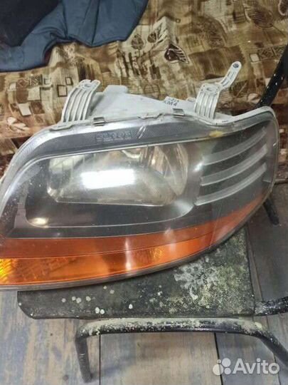 Продам фару переднюю под корректор