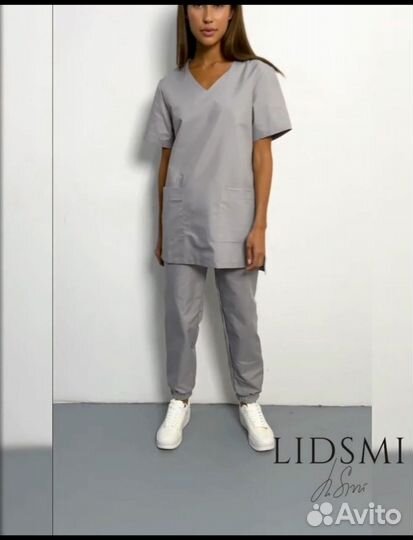 Медицинский костюм женский 52 54