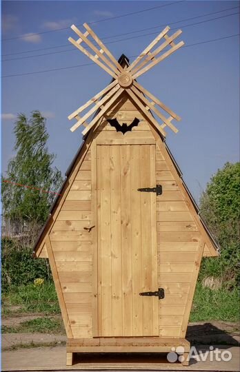 Уличный туалет деревянный SHP789