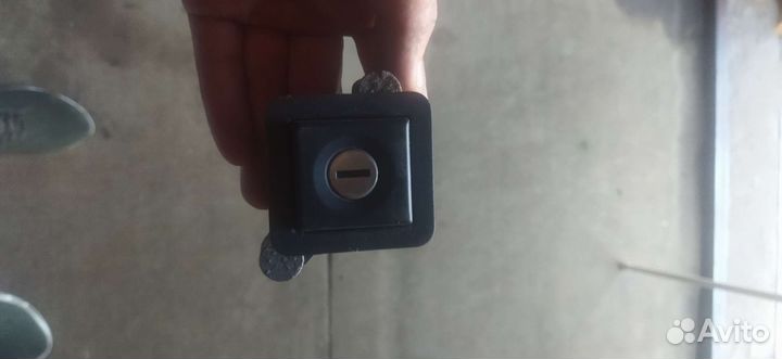 Кнопка багажника