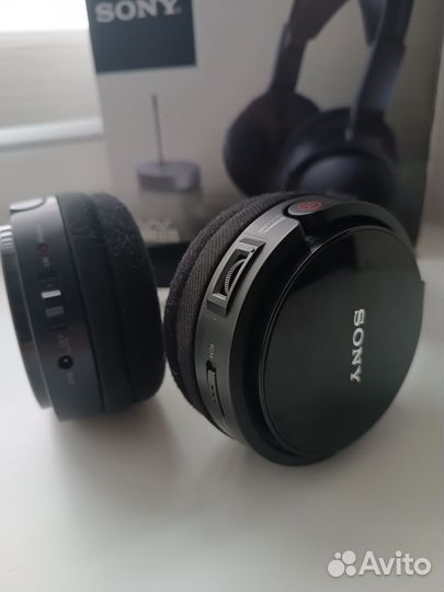 Беспроводные наушники Sony MDR-RF811RK