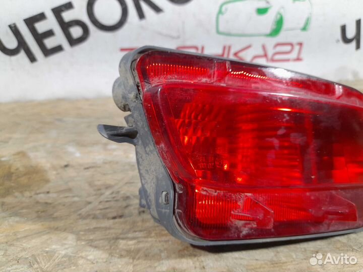 Фонарь противотуманный левый Toyota Rav 4 13-15