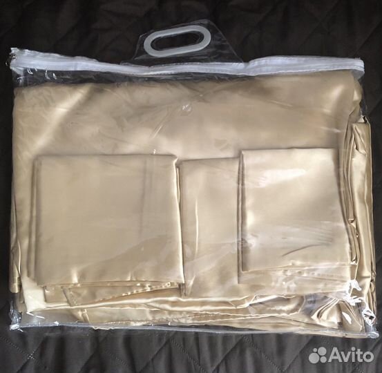 Постельное белье шелковое