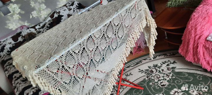 Шаль вязанная