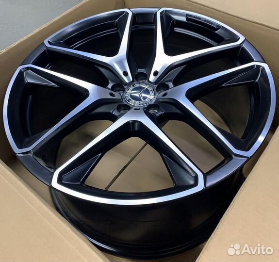 Кованые диски KAN Designe на Mercedes G-класс R21