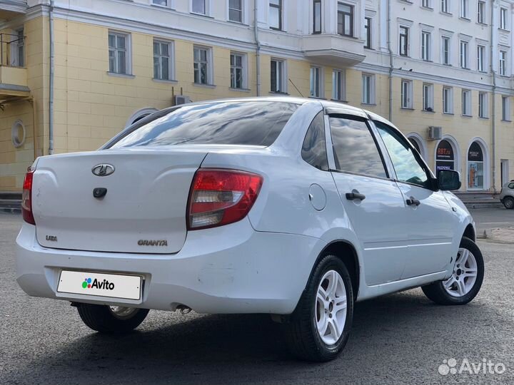 LADA Granta 1.6 МТ, 2012, 260 000 км
