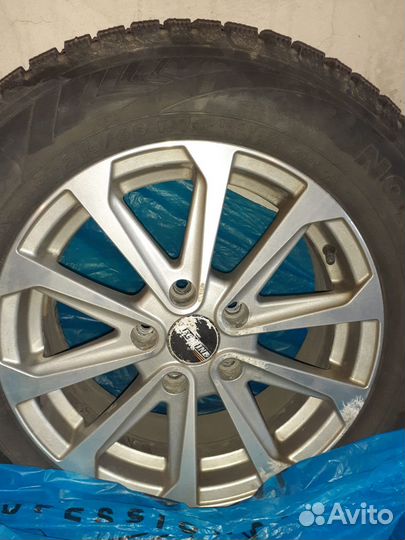 Nokian Tyres Nordman 4 215/65 R16 102T