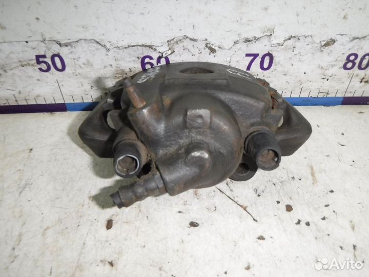 Суппорт передний левый VW Scirocco II