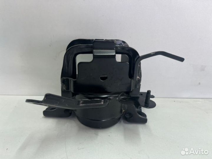 Подушка двигателя правая Toyota Camry V70/V75