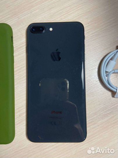 Телефон iPhone 8 Plus 64/75 RU/A