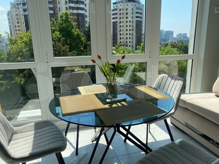 2-к. квартира, 53 м², 2/15 эт.