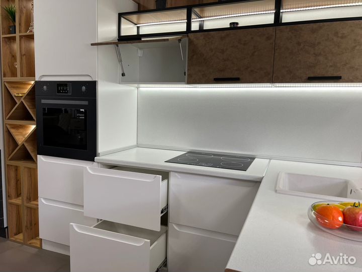 Кухня новая модульная в наличии