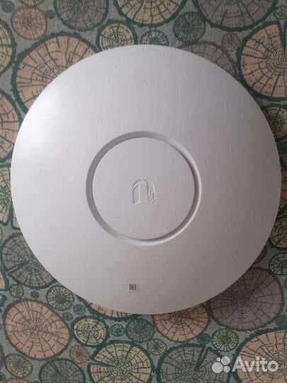 Точка доступа Wi-Fi Ubiquiti Unifi AP LR