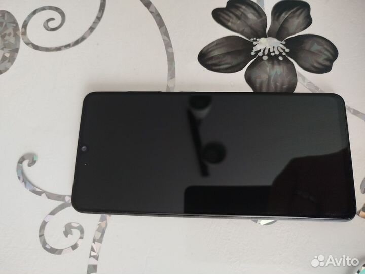 Samsung Galaxy A41, 4/64 ГБ