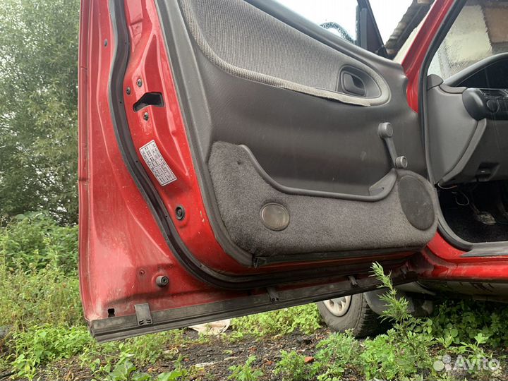 Двери на Мазду и не только 626 GE седан 1994г