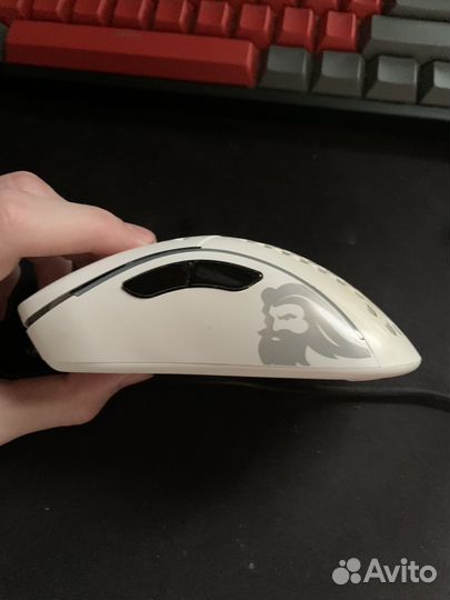 Клавиатура keyrox, мышка glorius