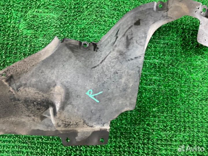 Защита двигателя прав. перед. Toyota Lx470, Land C