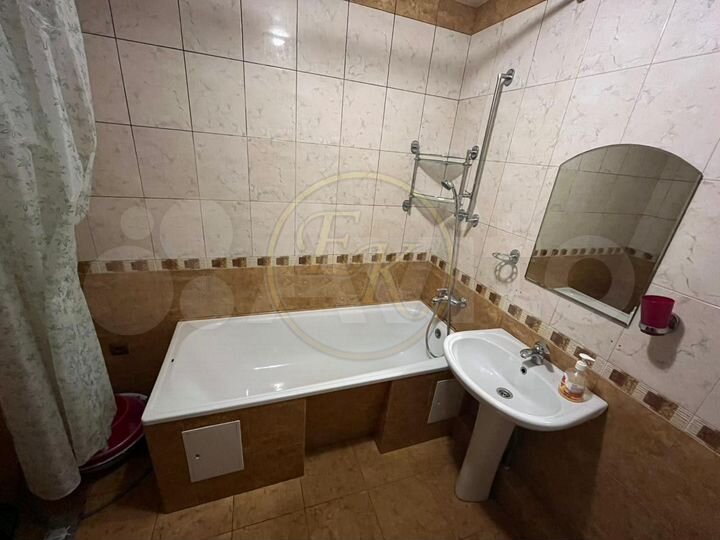 2-к. квартира, 55 м², 4/5 эт.