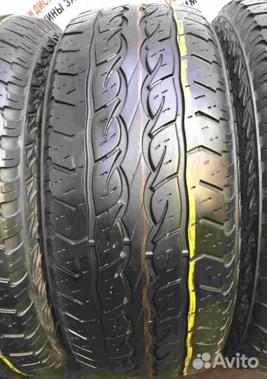 Kumho Road Venture SAT KL61 275/65 R17 119S