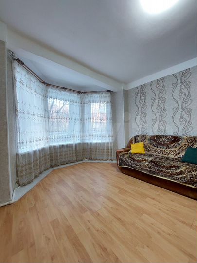 3-к. квартира, 60,6 м², 1/3 эт.