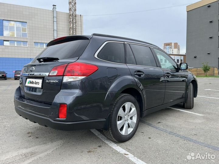 Subaru Outback 2.5 CVT, 2010, 192 100 км