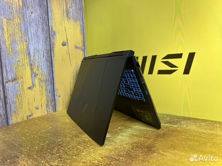 Игровой ноутбук MSI - RTX