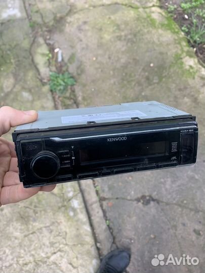Продам магнитолу