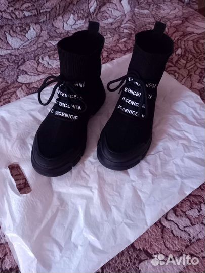 Кроссовки текстиль