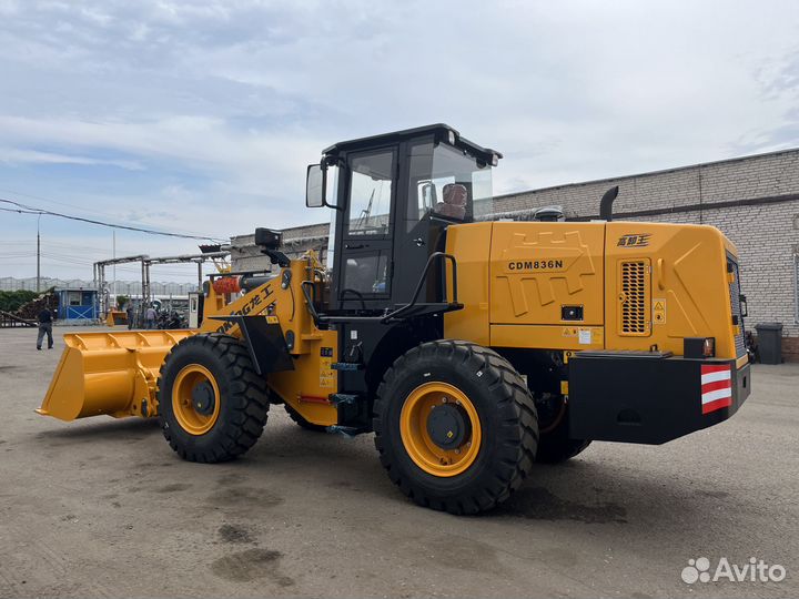 Фронтальный погрузчик Lonking CDM836N, 2023