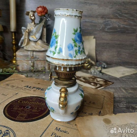 Антиквариат из Европы. Керосиновая лампа