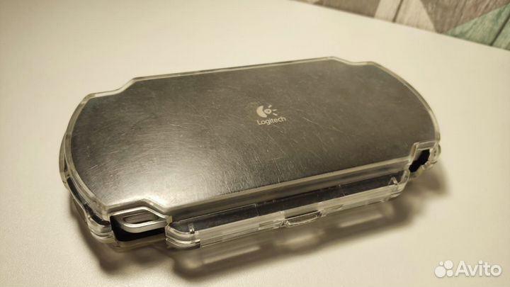 Sony PSP 1000 с чехлом