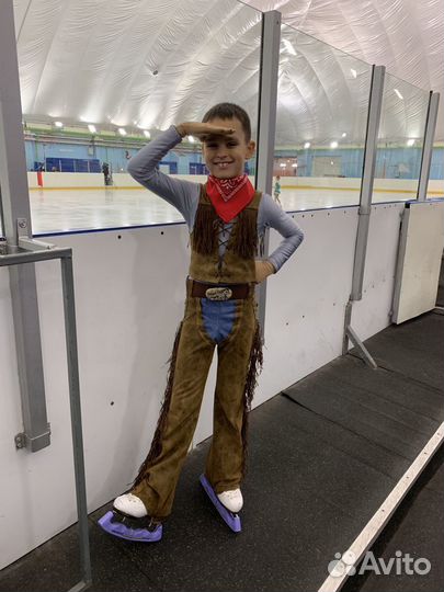 Костюм для фигурного катания 134