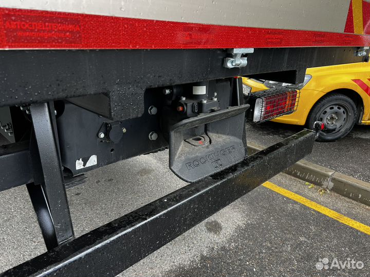 Бортовой грузовик FAW J6 CA3250 с КМУ Hyundai Everdigm, 2024