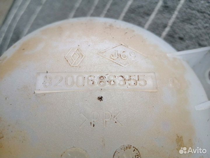 Расширительный бачек Рено ларгус