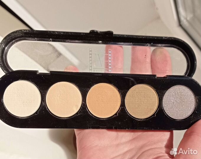 Тени для век Make Up Atelier Paris