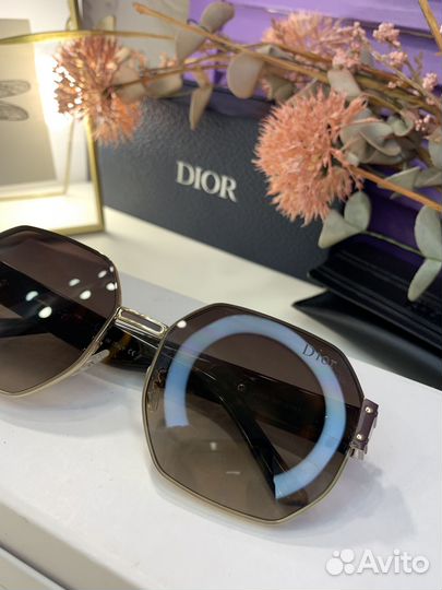Солнцезащитные очки Dior коричневые (203)