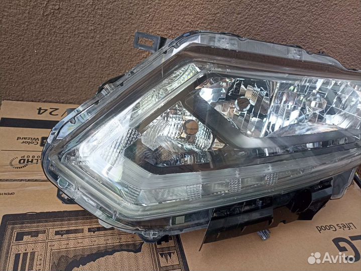 Фара левая Nissan X-trail т32, 2017 г. в