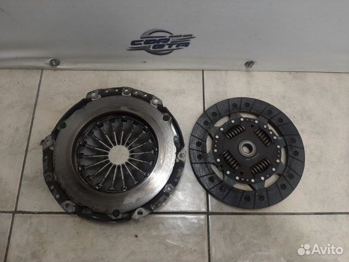 Комплект сцепления Ford Focus седан sida 2009