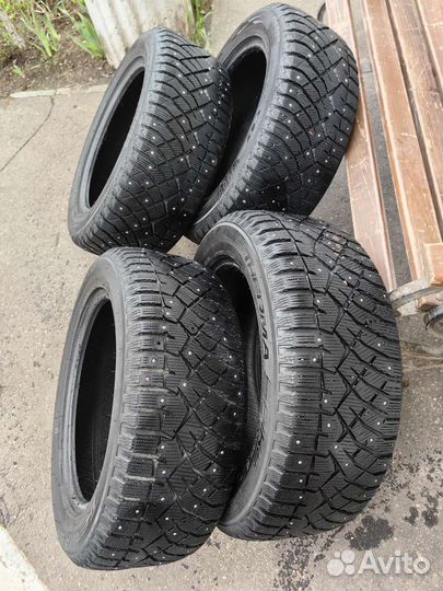 Nitto Therma Spike 235/55 R17 103T