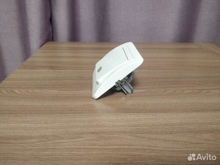 Выключатель одноклавишный