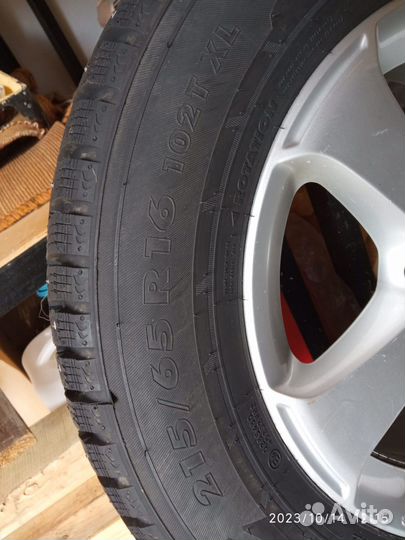 Nokian Tyres Nordman 7 SUV 215/55 R16 102T