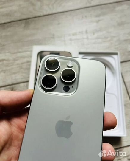 iPhone 15 Pro, 128 ГБ