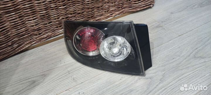Задняя левая фара мазда 3 bk
