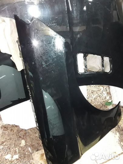 Крыло переднее левое на W166