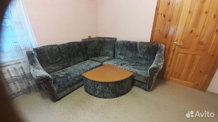 Большой угловой диван бу