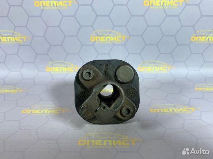 Рулевой карданчик Opel Vectra A