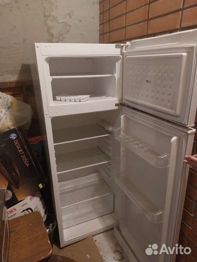 Холодильник